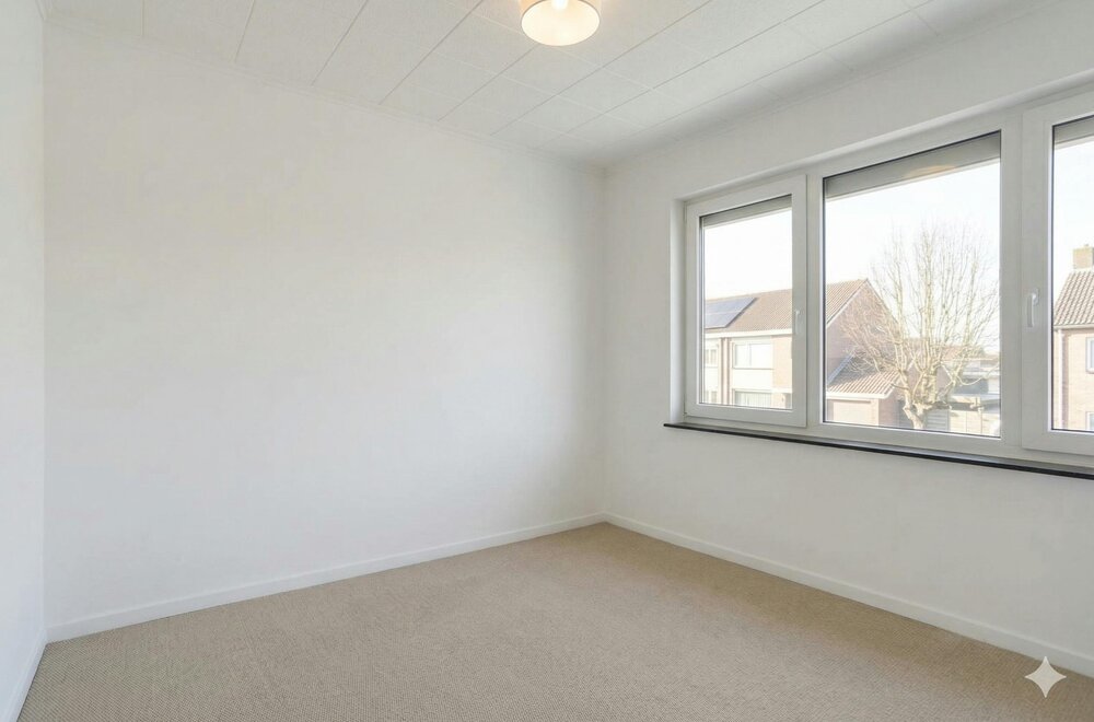 gezinswoning-met-3-slaapkamers-en-tuin-te-koop-in-roeselare022.jpg