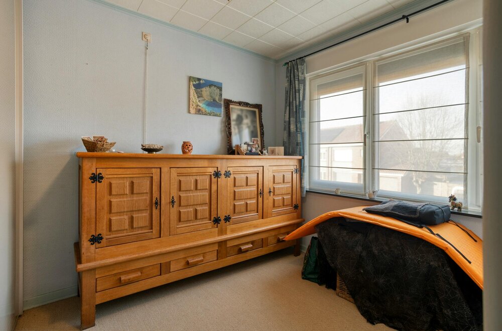 gezinswoning-met-3-slaapkamers-en-tuin-te-koop-in-roeselare023.jpg
