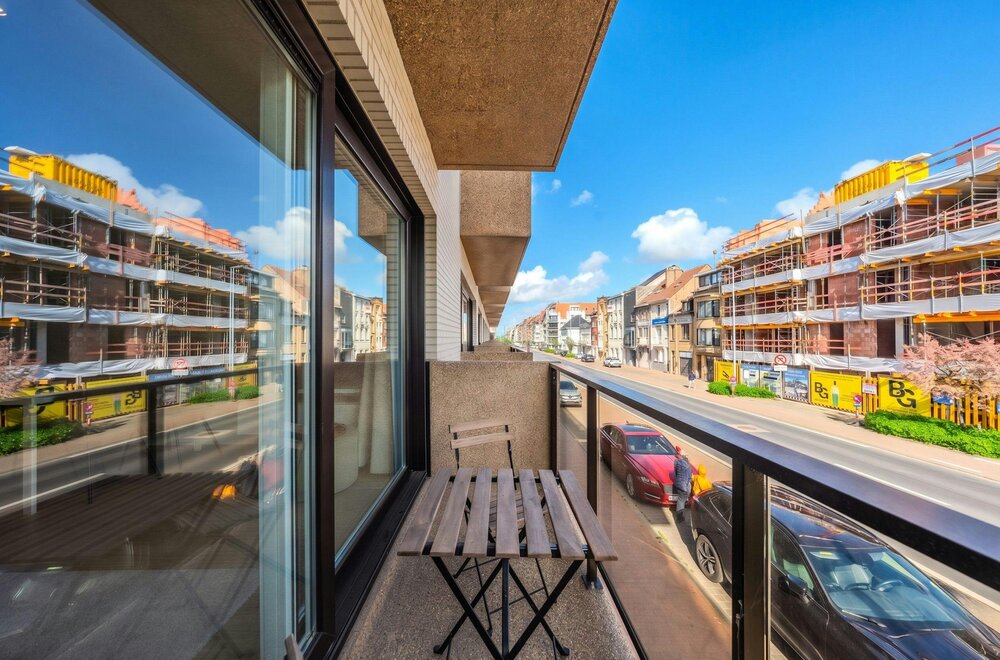 zonnige-studio-met-slaaphoek-te-koop-te-centrum-middelkerke-011.jpg