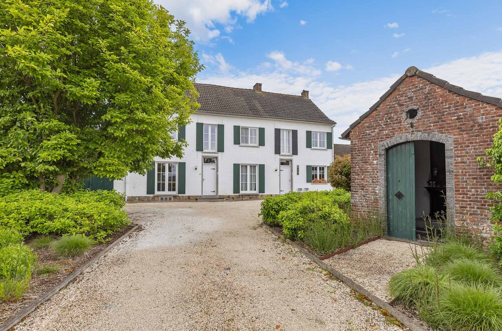 charmewoningen-met-aanpalende-weide-te-koop-te-pajottegem-008.jpg