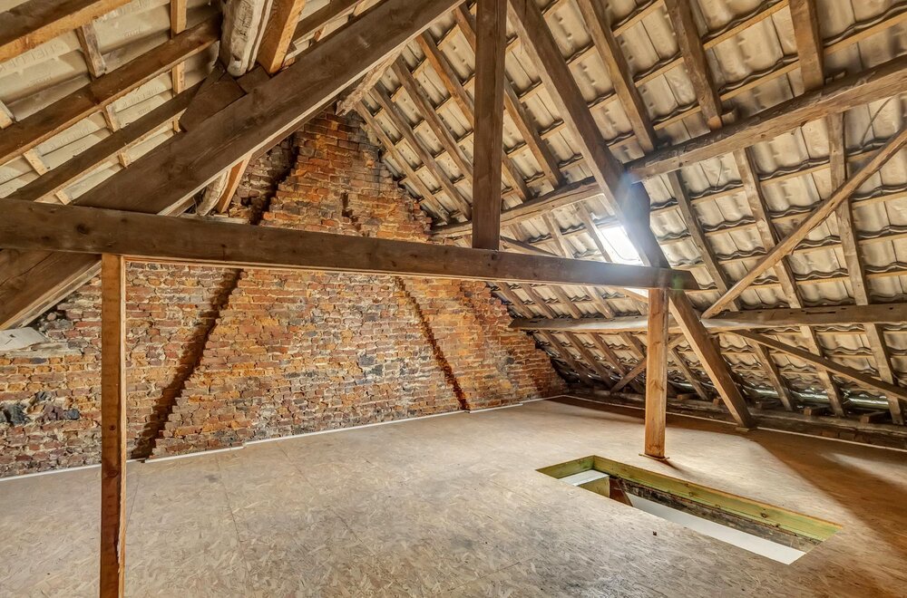 charmewoningen-met-aanpalende-weide-te-koop-te-pajottegem-036.jpg