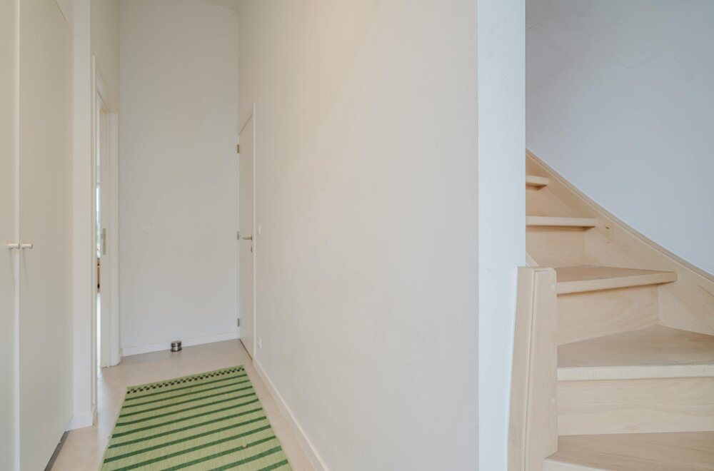 recent-huis-met-4-slaapkamers-en-parking-te-koop-in-kortrijk015.jpg