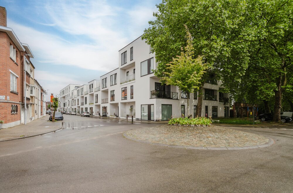 recent-huis-met-4-slaapkamers-en-parking-te-koop-in-kortrijk019.jpg