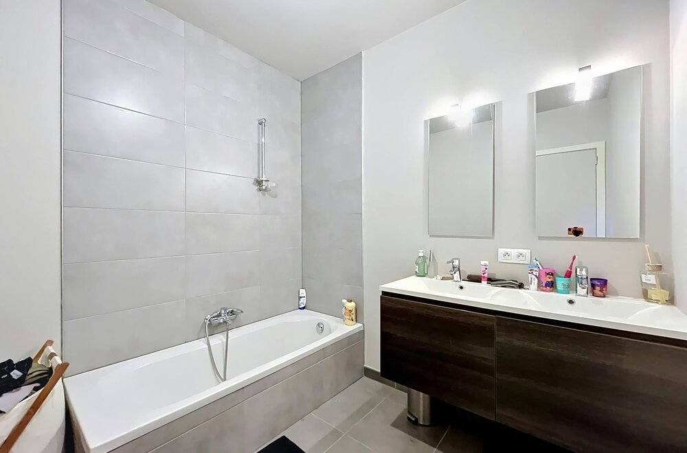 gunstig-gelegen-tweeslaapkamer-appartement-met-2-terrassen009.jpg