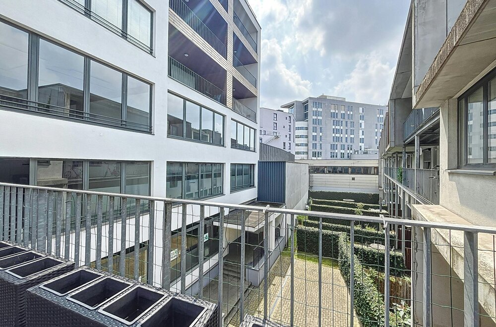 appartement-met-terras-te-brussel-centrum-rouppe-en-zavel007.jpg