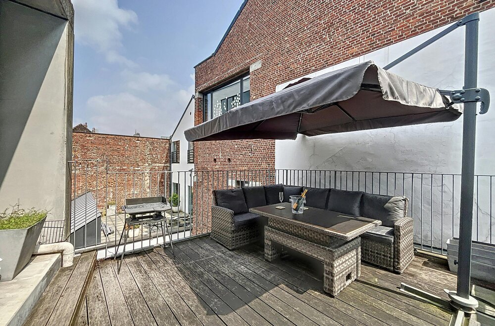 appartement-met-terras-te-brussel-centrum-rouppe-en-zavel008.jpg