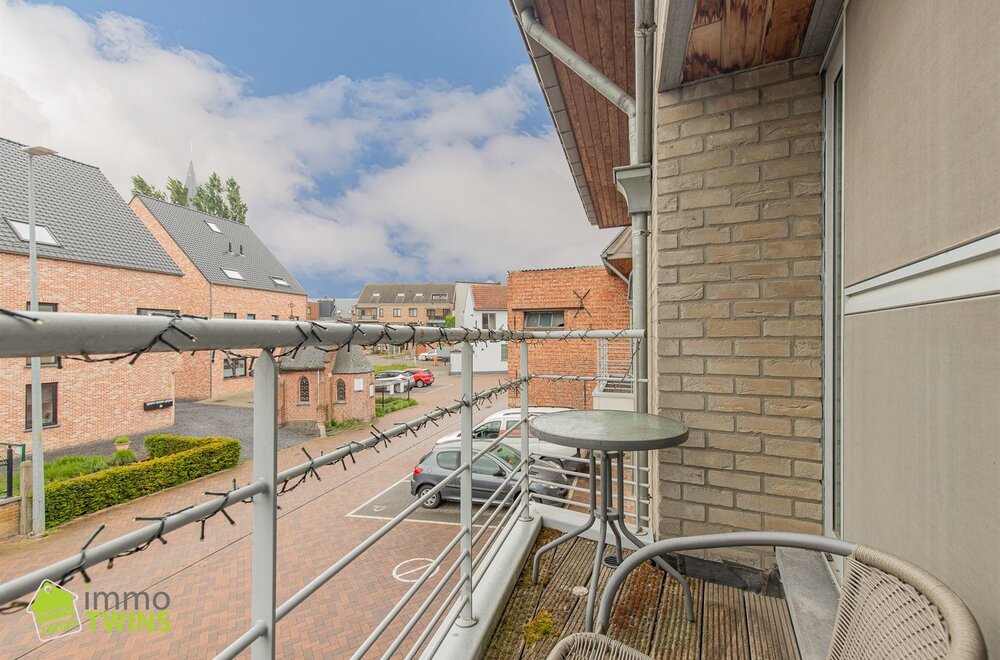 modern-en-rustig-gelegen-appartement-te-lebbeke-005.jpg