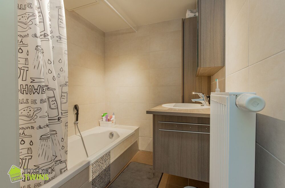 modern-en-rustig-gelegen-appartement-te-lebbeke-008.jpg