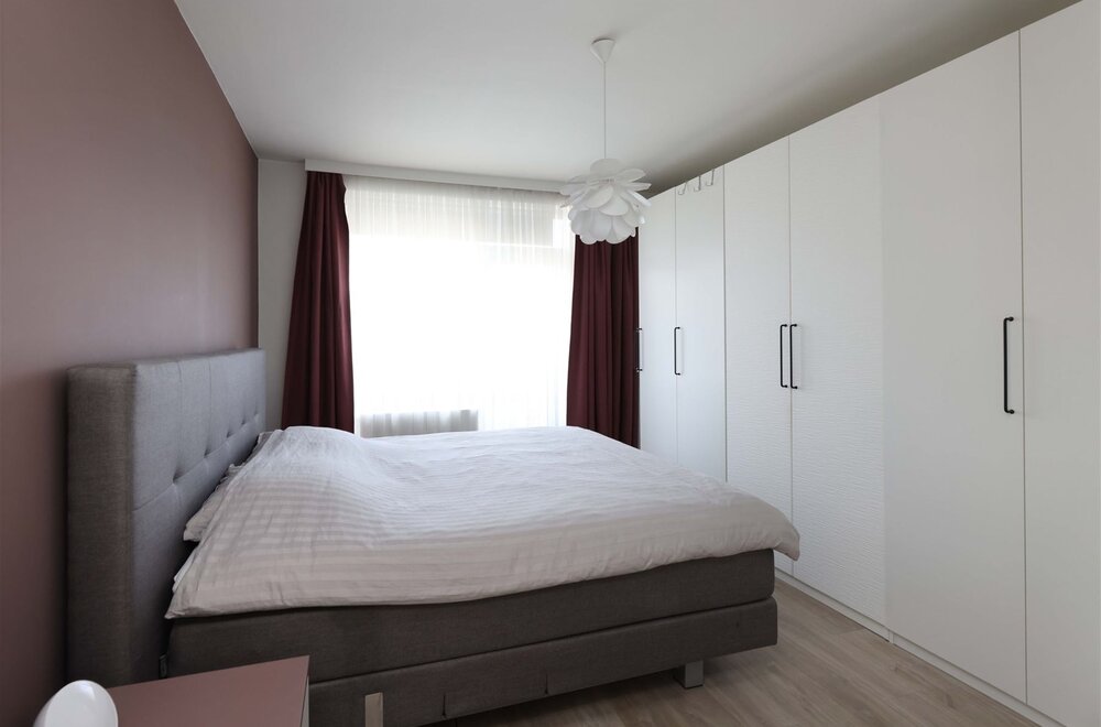 knap-gerenoveerd-appartement-met-2-slaapkamers-zonnig-terras-n-autostaanplaats-op-gunstige-locatie007.jpg
