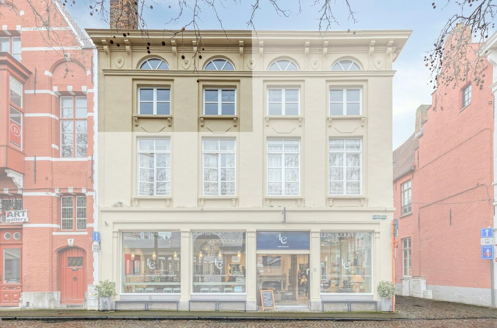 karaktervol-appartement-te-koop-met-mezzanine-in-brugge002.jpg