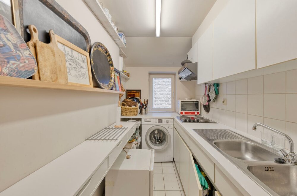 karaktervol-appartement-te-koop-met-mezzanine-in-brugge006.jpg