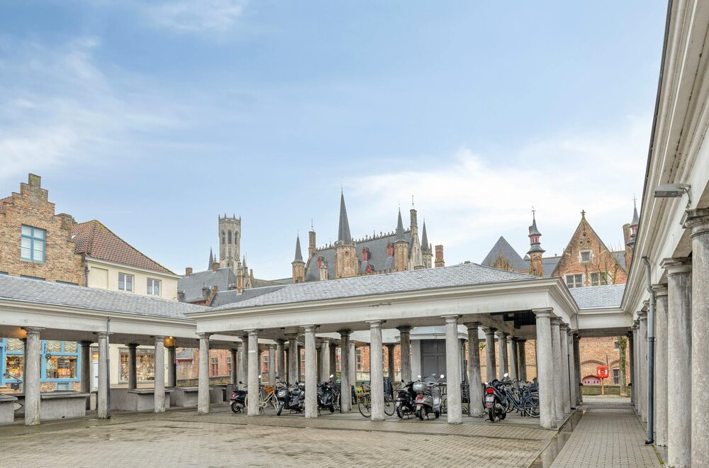 karaktervol-appartement-te-koop-met-mezzanine-in-brugge012.jpg