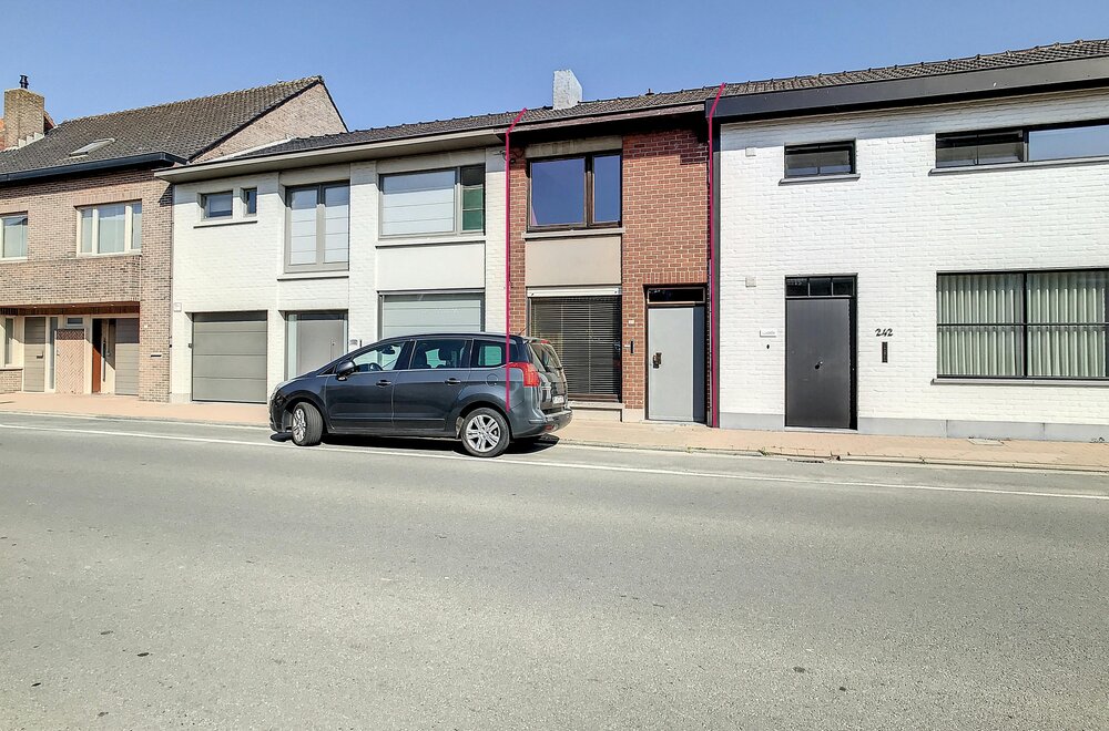 gezellige-rijwoning-met-1-slaapkamer-en-terras001.jpg