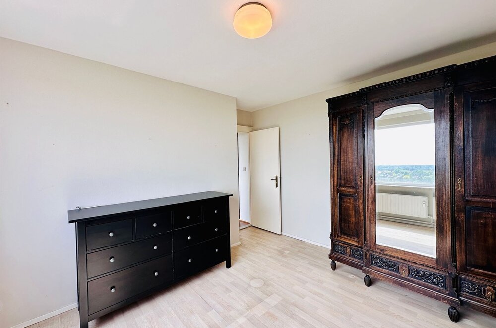ruim-en-centraal-gelegen-hoekappartement-met-prachtig-uitzicht-in-hartje-dendermonde-015.jpg