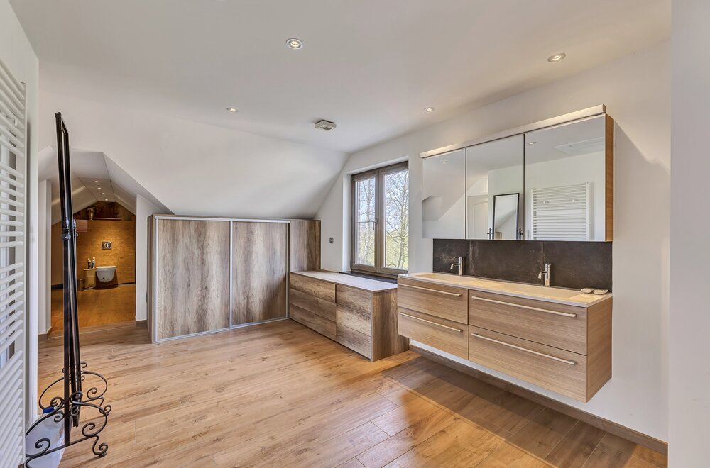 fantastische-woning-met-mogelijkheid-zelfstandige-activiteit012.jpg