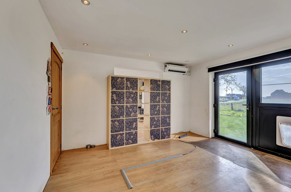 fantastische-woning-met-mogelijkheid-zelfstandige-activiteit017.jpg