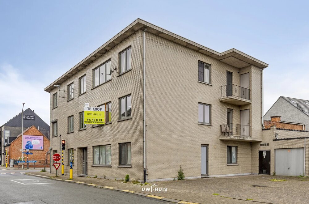 ruim-appartement-van-105-m-met-garage-in-centrum-verrebroek014.jpg