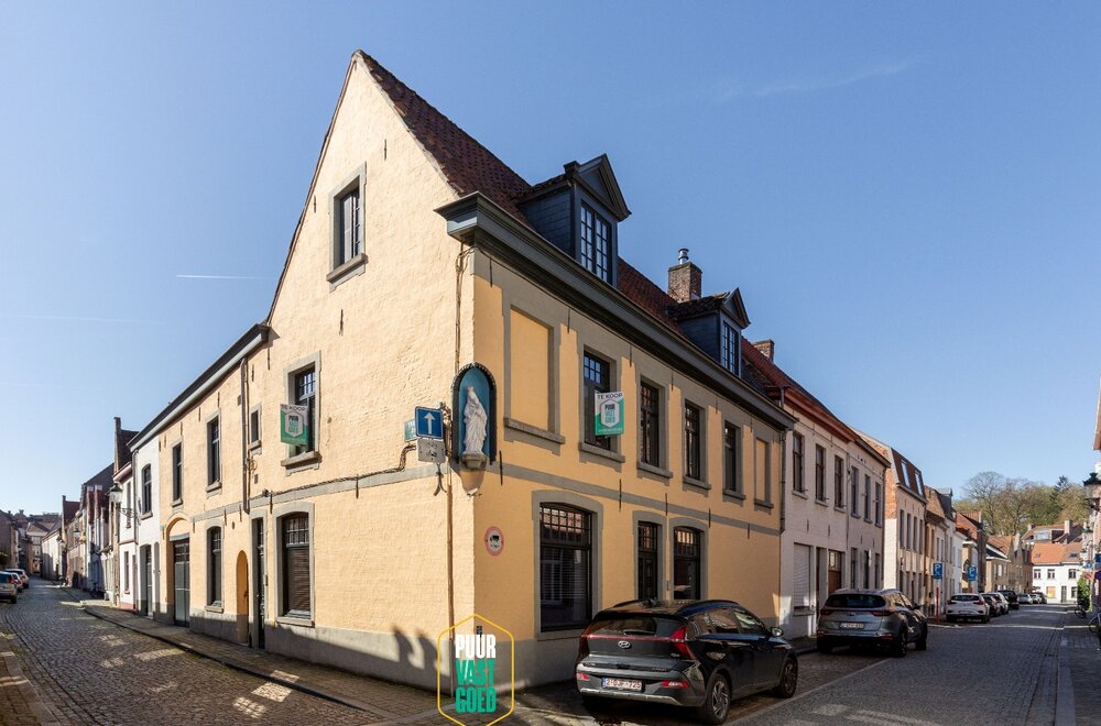 prachtig-gerestaureerde-hoekwoning-met-grote-garage-bij-t-zand003.jpg