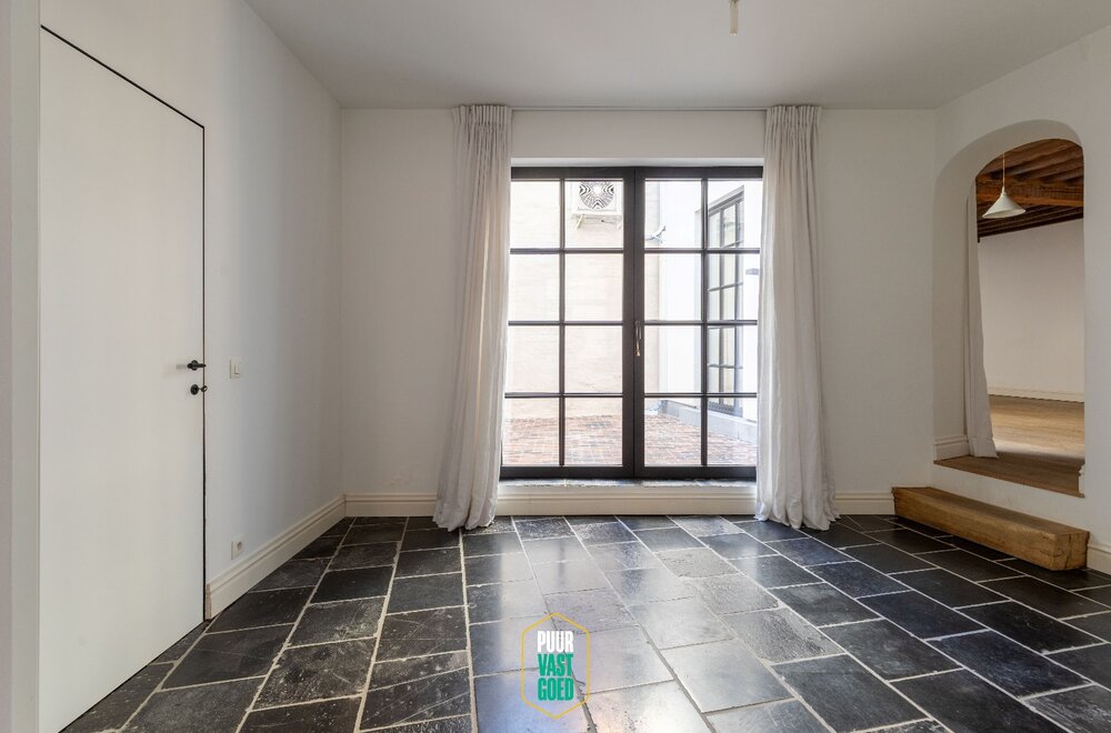 prachtig-gerestaureerde-hoekwoning-met-grote-garage-bij-t-zand008.jpg