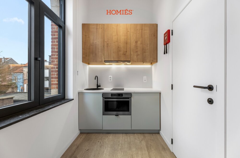 prachtig-studentengebouw-met-16-units-nabij-ladeuzeplein004.jpg