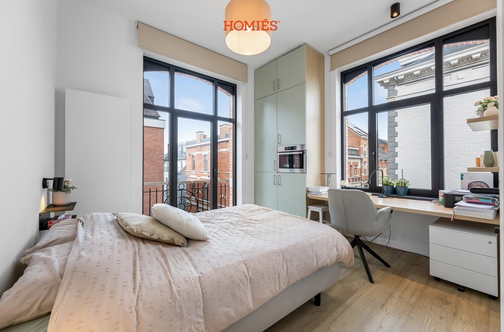 prachtig-studentengebouw-met-16-units-nabij-ladeuzeplein005.jpg