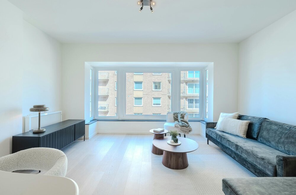 gerenoveerd-appartement-te-koop-met-zijdelings-zeezicht-002.jpg