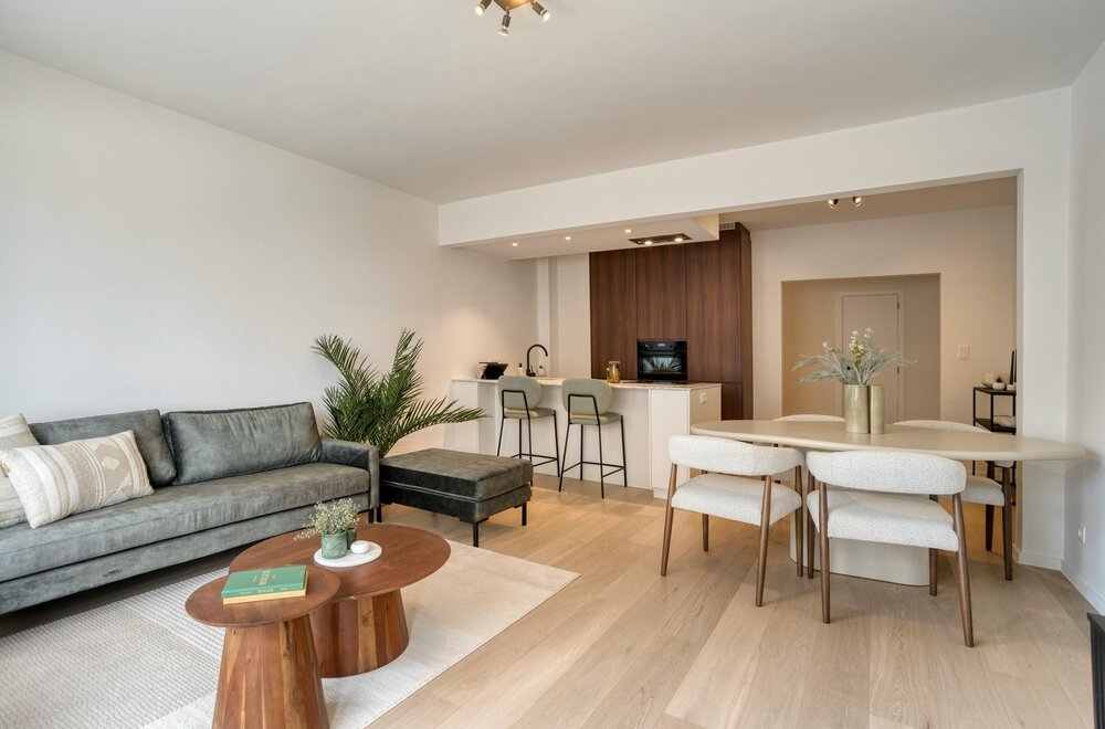 mooi-gerenoveerd-appartement-te-koop-met-lateraal-zeezicht002.jpg