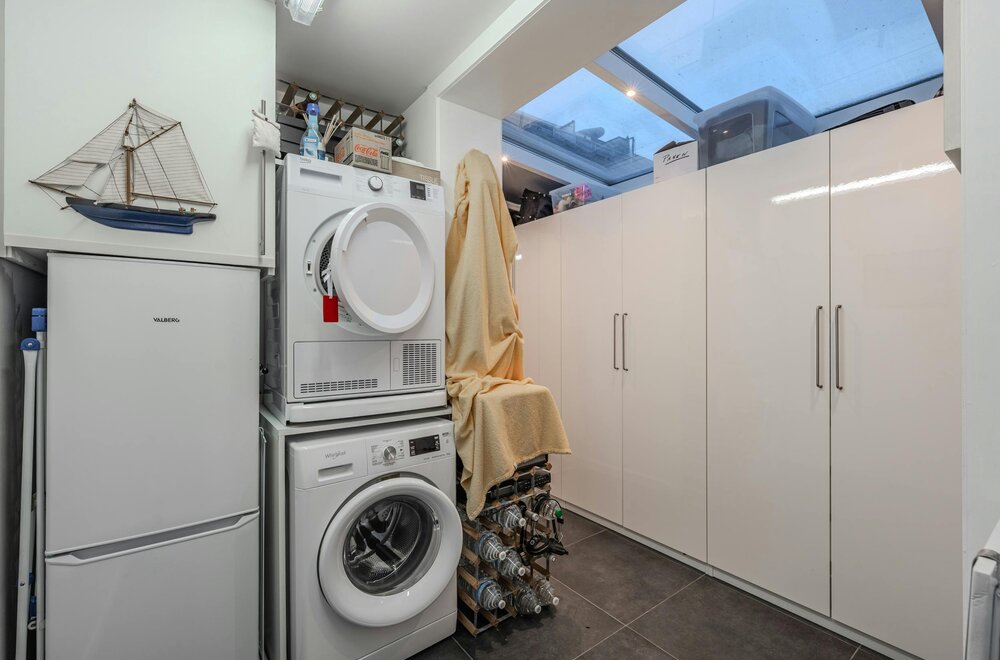 prachtig-appartement-met-ruime-terrassen-en-zijdelings-zeezicht-013.jpg