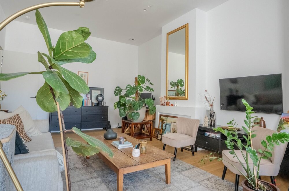 luxueus-gerenoveerd-2-slaapkamer-appartement-met-terras008.jpg