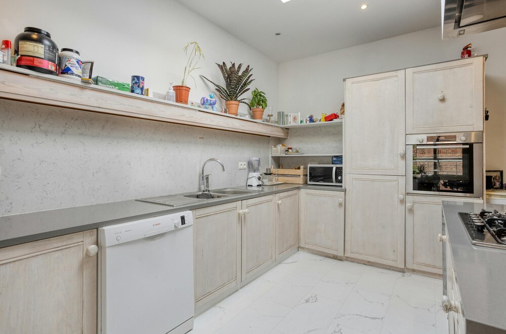 unieke-loft-met-2-slaapkamers-te-koop-in-strombeek-bever011.jpg