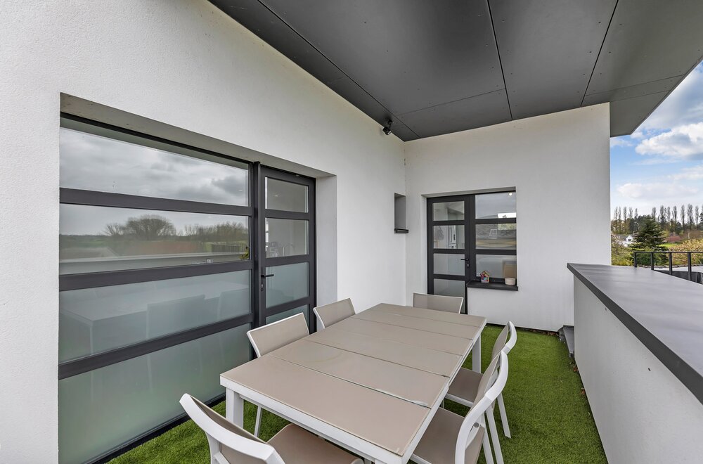 uniek-handelspand-en-exclusieve-duplex-te-koop-in-lennik-023.jpg