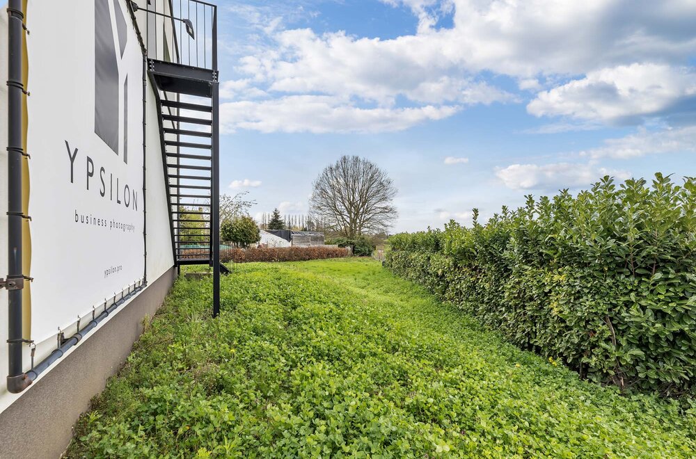 uniek-handelspand-en-exclusieve-duplex-te-koop-in-lennik-029.jpg