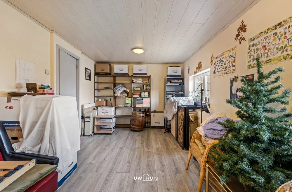 ruime-woning-met-4-slpk-en-tuin-in-centrum-sn008.jpg