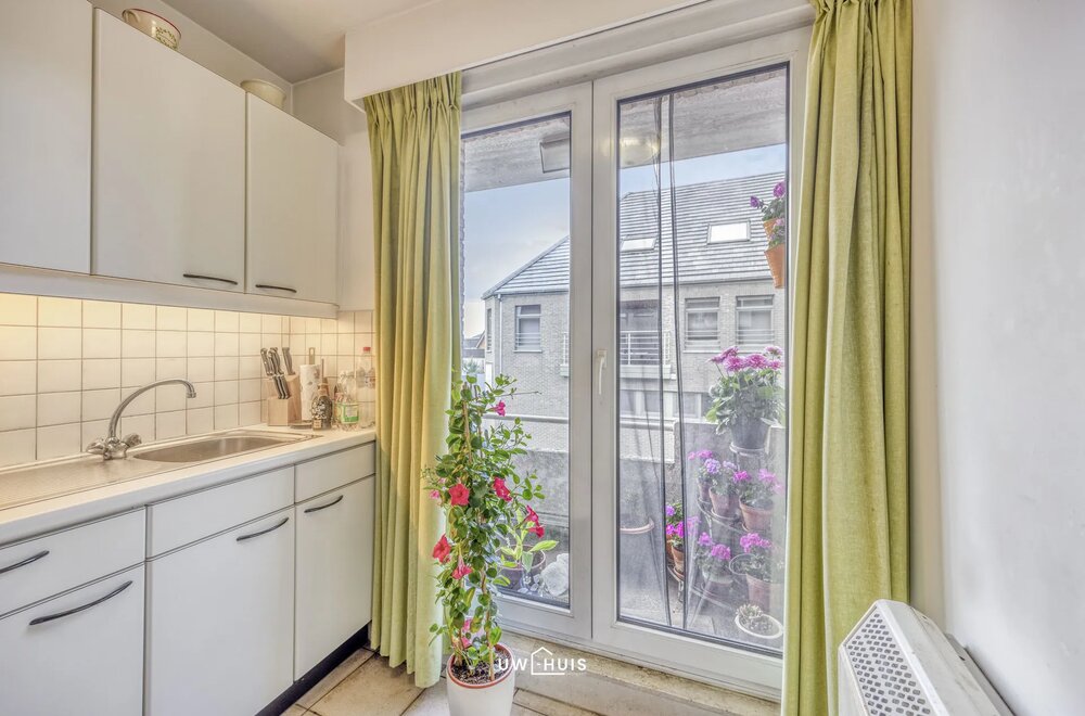 instapklaar-appartement-met-1-slaapkamer-op-rustige-en-centrale-ligging006.jpg