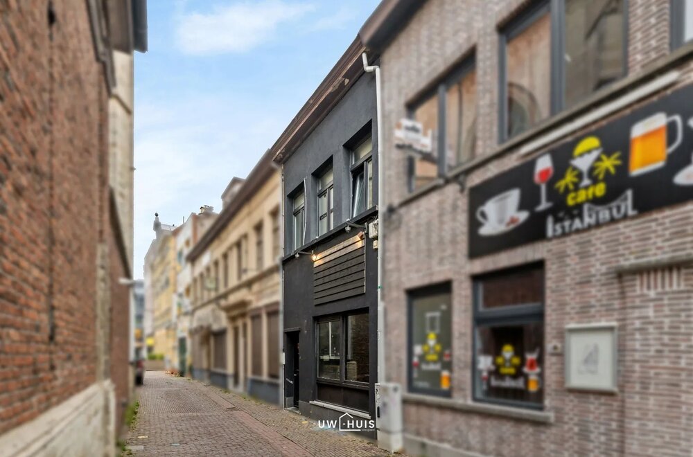 ruim-handelspand-aan-apostelplein002.jpg