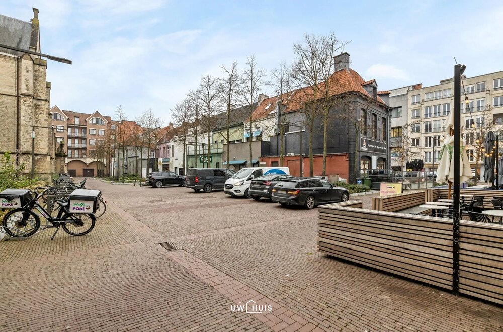ruim-handelspand-aan-apostelplein004.jpg