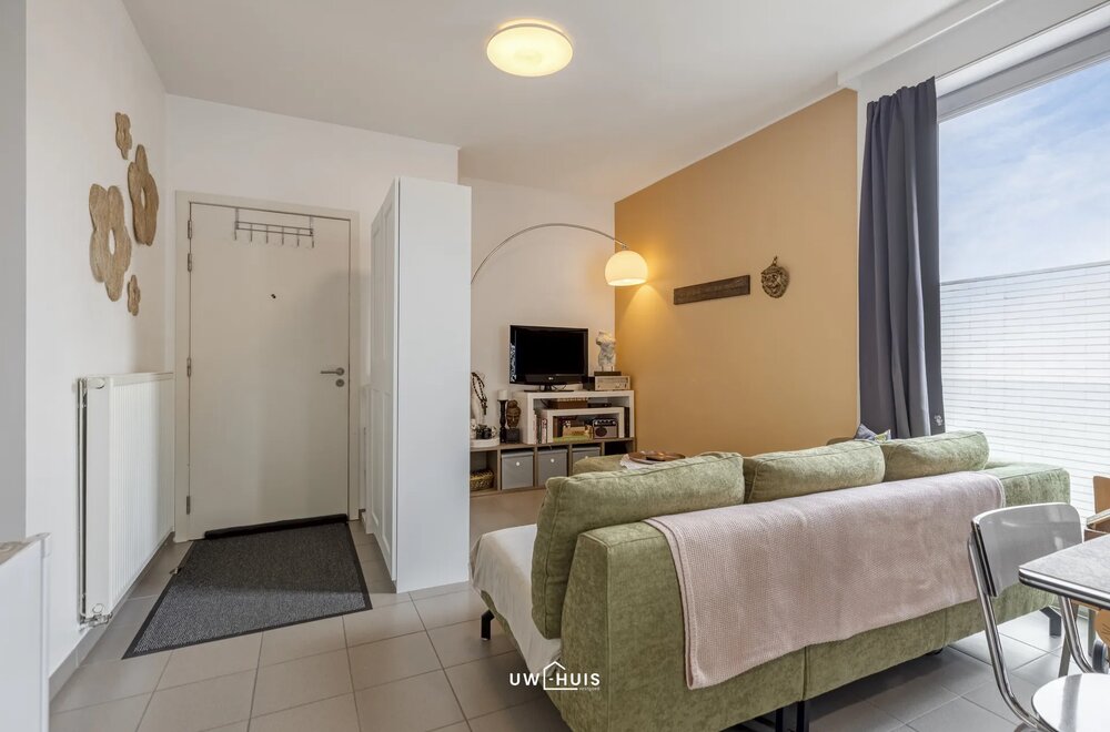 centraal-gelegen-1-slaapkamer-appartement-in-hartje-beveren002.jpg