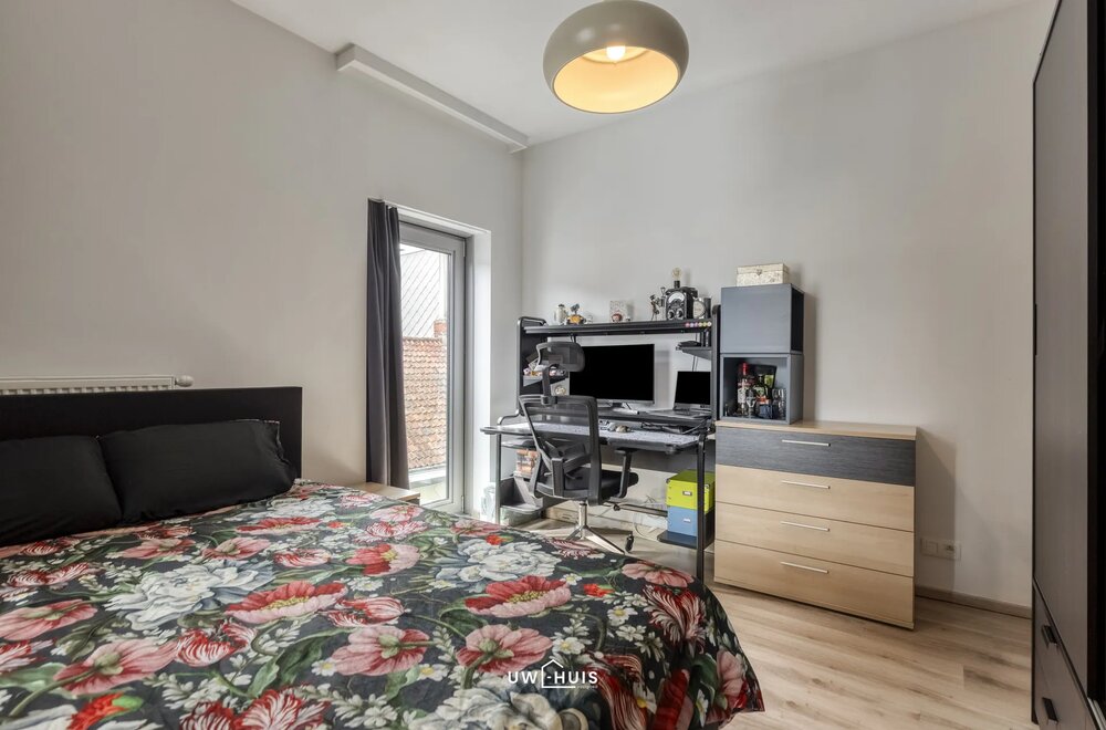 centraal-gelegen-1-slaapkamer-appartement-in-hartje-beveren005.jpg