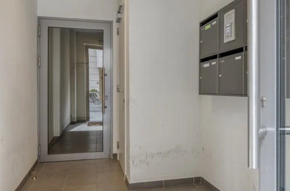 centraal-gelegen-1-slaapkamer-appartement-in-hartje-beveren011.jpg