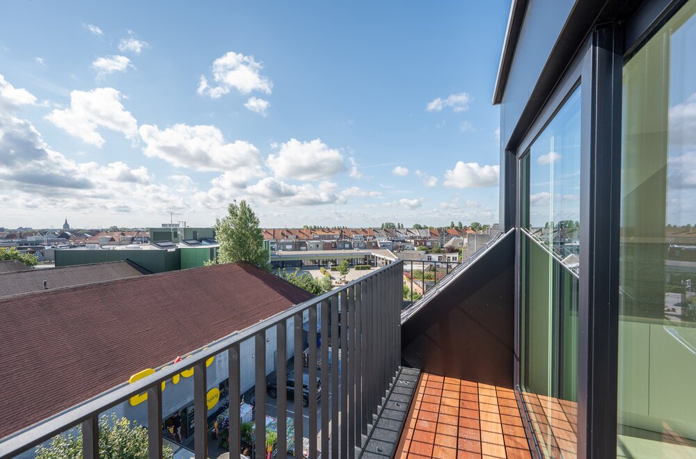 modern-duplexappartement-met-drie-slaapkamers-en-twee-mooie-terrassen007.jpg