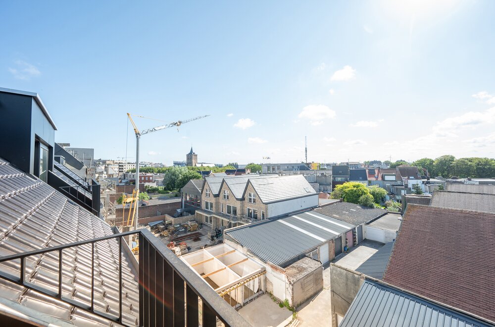 modern-duplexappartement-met-drie-slaapkamers-en-twee-mooie-terrassen013.jpg
