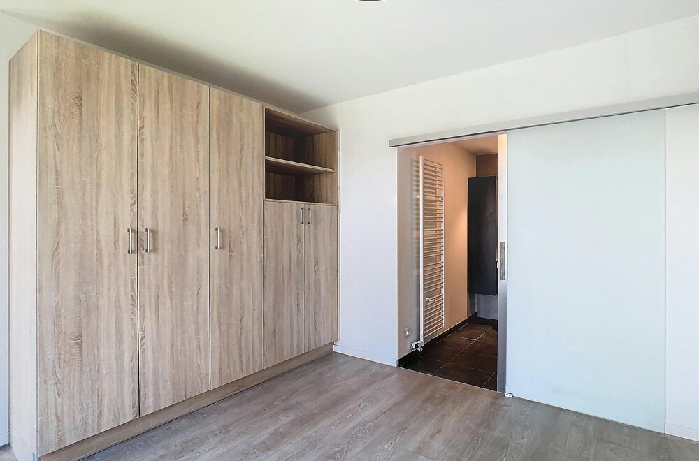 serviceflat-met-1-slaapkamer-op-verdieping-1003.jpg