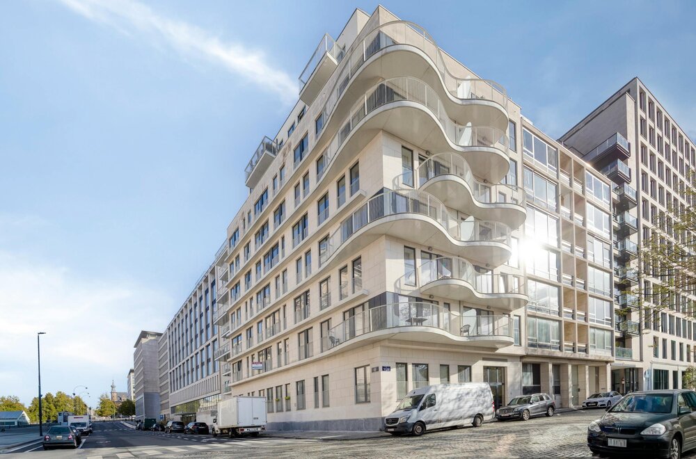 te-koop-lichtrijk-2slpk-appt-vlakbij-place-poelaert014.jpg