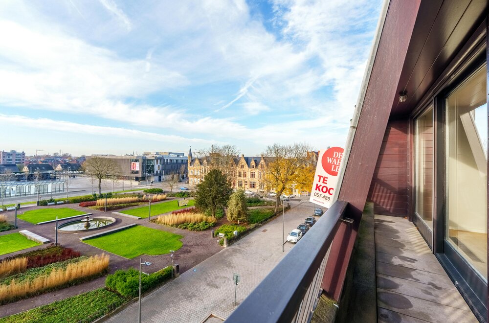 instapklaar-2-slaapkamerappartement-met-uniek-zicht-op-het-colaertpark-ieper010.jpg