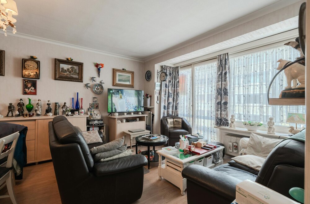 centraal-2-slaapkamer-appartement-vlakbij-zee-te-oostende004.jpg