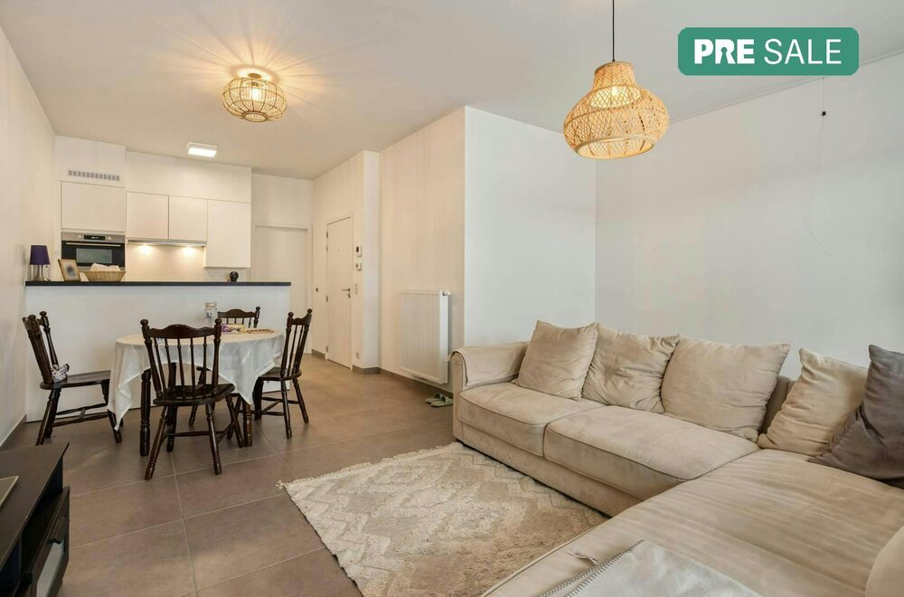 instapklaar-2-slpk-appartement-met-zonnige-tuin-en-terras002.jpg