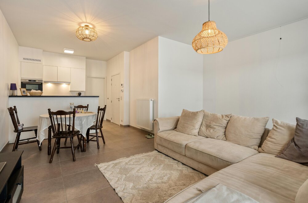 instapklaar-2-slpk-appartement-met-zonnige-tuin-en-terras003.jpg