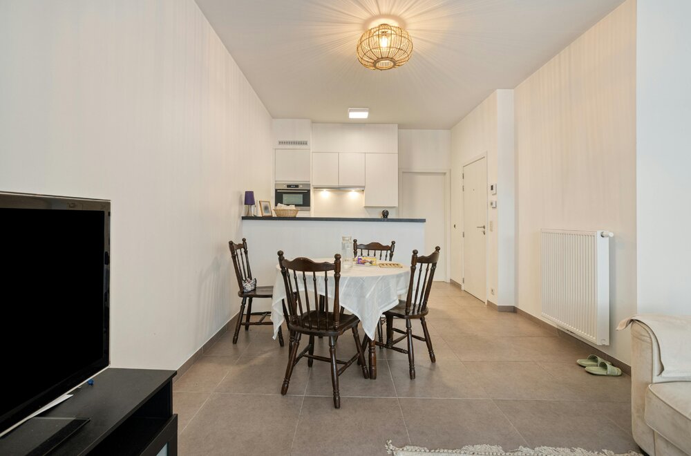 instapklaar-2-slpk-appartement-met-zonnige-tuin-en-terras004.jpg