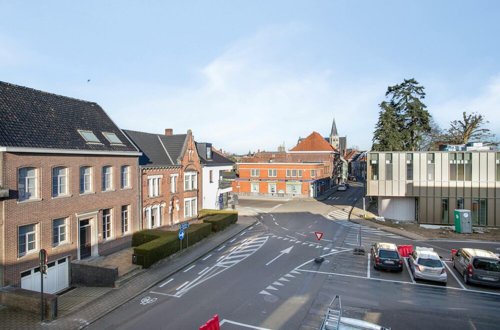 centraal-gelegen-en-lichtrijk-1-slpk-appartement-in-ardooie013.jpg