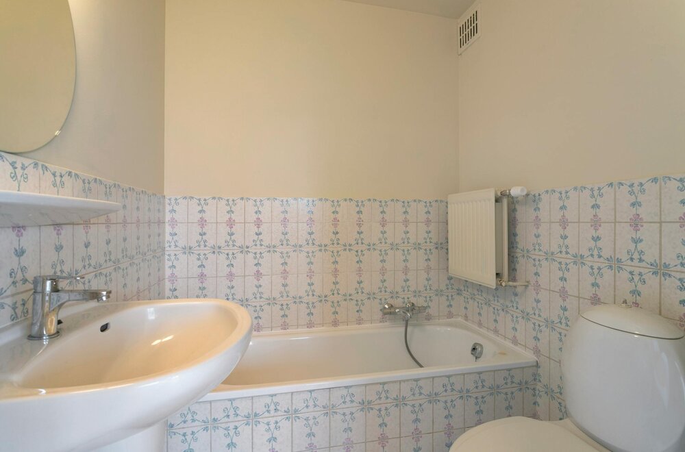 instapklaar-en-lichtrijk-appartement-met-garage-in-roeselare006.jpg